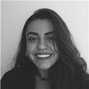 Etudiante en licence 2 Langues Etrangères Appliquées, née en Amérique du sud et parlant donc couramment la langue